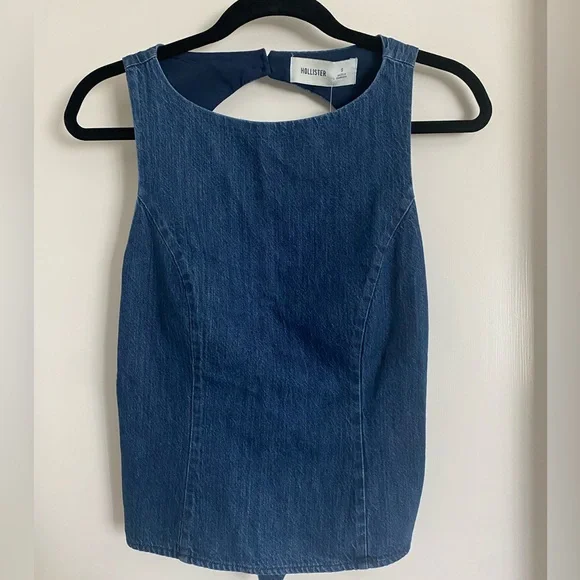 Hollister Open Back Denim Top - Picture 2 of 4
